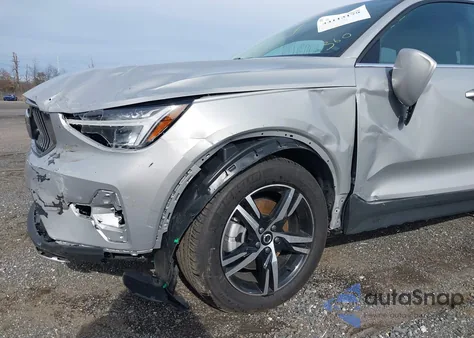 2025 Volvo Xc40 B5 Core Bright Theme из США, поврежденный, VIN YV4L12UJ8S2520167